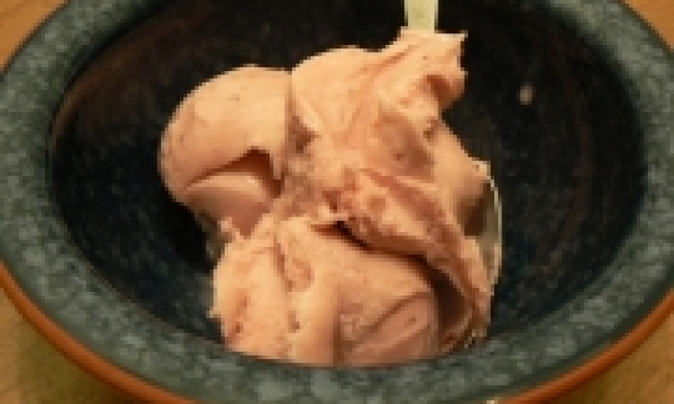 Strawberry Tofu Yogurt