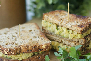 Avocado Chickpea Salad Sandwich